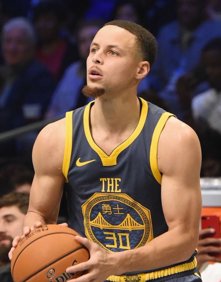 官方：穆里尼奥因进入裁判更衣室和发表不当言论被禁赛4场