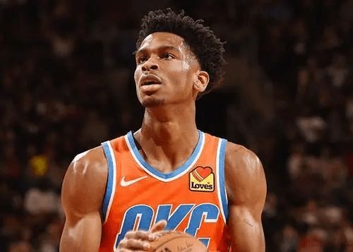 面对强硬防 面对强硬防